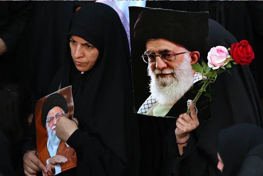 Pemergian beliau disifatkan sebagai satu kehilangan besar buat rakyat Iran.