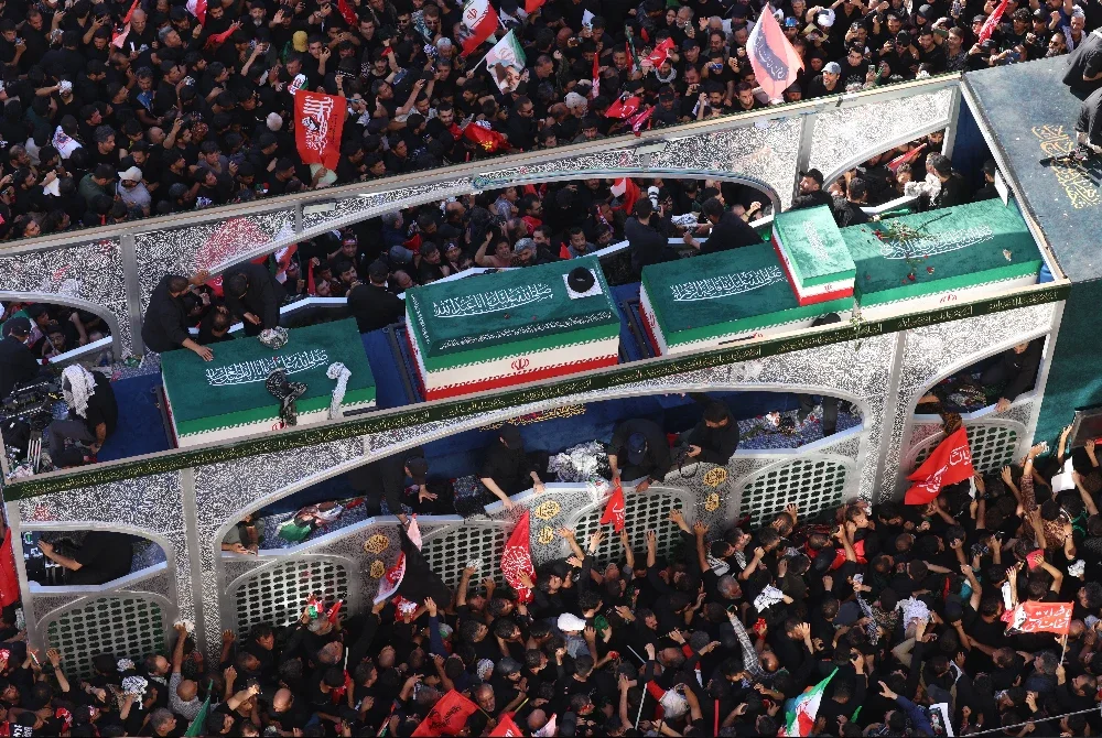 Persemadian Khamenei bersama empat ahli keluarganya akhirnya disempurnakan selepas lebih empat bulan. Sumber Agensi/AFP