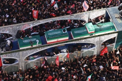 Persemadian Khamenei bersama empat ahli keluarganya akhirnya disempurnakan selepas lebih empat bulan. Sumber Agensi/AFP