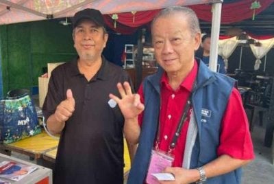 Chin Eng (kanan) ketika kempen sebelum ini.