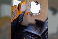  Seorang penumpang cedera selepas tingkap sebuah pesawat Ryanair tercabut sejurus berlepas dari Thessaloniki, Greece, pada Jumaat.