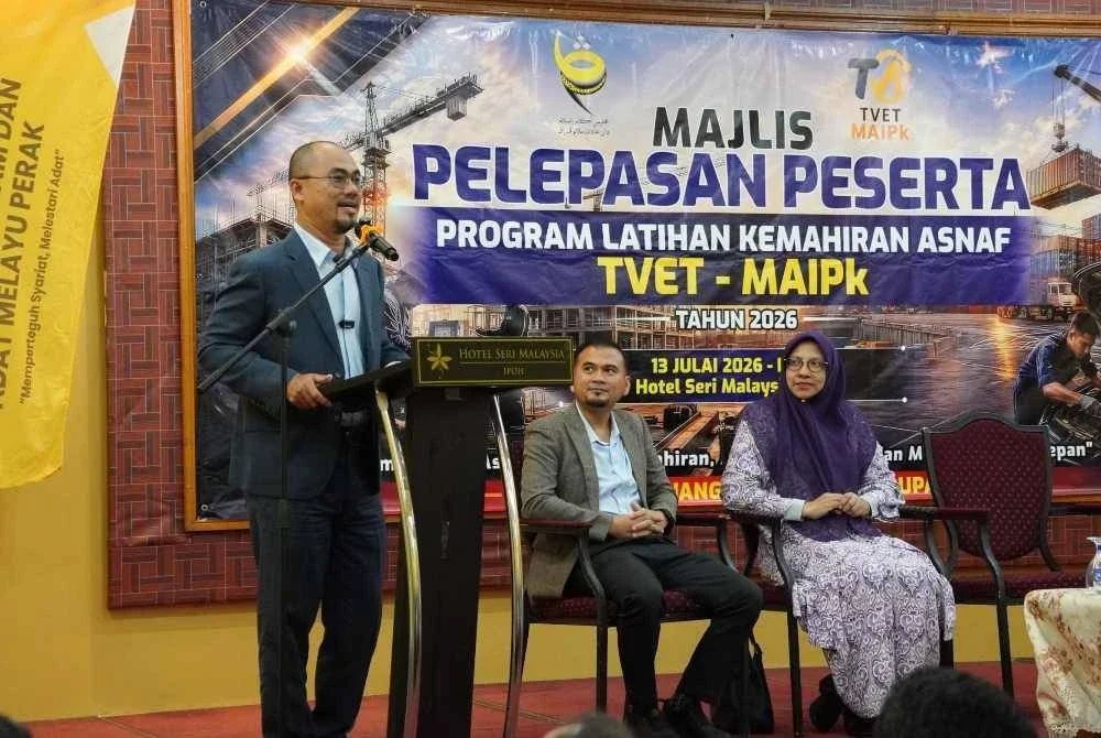 Syamsul Hazeman menyampaikan ucapan sempena Majlis Pelepasan Latihan Kemahiran Asnaf 2026 di sini pada Isnin.