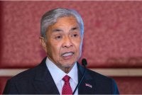 Ahmad Zahid ketika berucap pada Majlis Amanat Bersama Kontinjen TVET@KKDW Ke Worldskills Shanghai 2026 di sebuah hotel hari ini. - Foto: Bernama