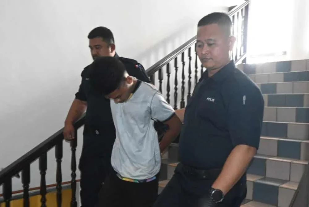 Tertuduh tidak mengaku salah ketika dihadapkan ke Mahkamah Sesyen Ayer Keroh pada Selasa.