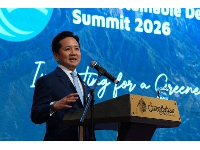 Menteri Sumber Asli dan Kelestarian Alam, Datuk Seri Arthur Joseph Kurup berkata, acara berkenaan membuktikan komitmen kerajaan Sabah dalam menyediakan platform strategik yang menghimpunkan pelbagai pakar bidang untuk mempercepat pembangunan mampan melalui pelaburan berimpak.