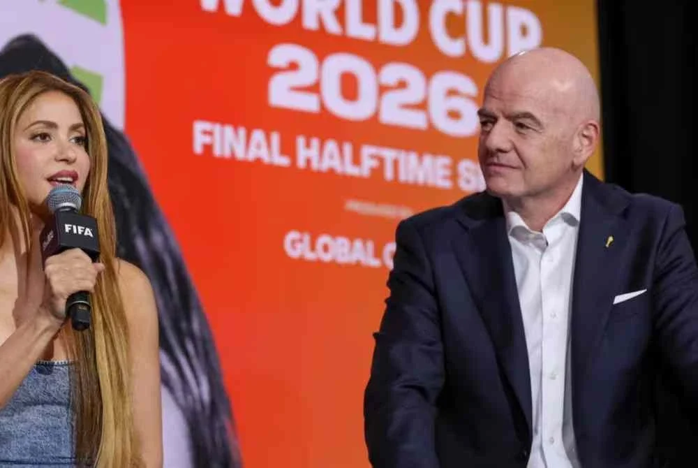 Shakira (kiri) antara artis yang akan membuat persembahan pada waktu rehat separuh masa di final Piala Dunia 2026. Foto: Agensi