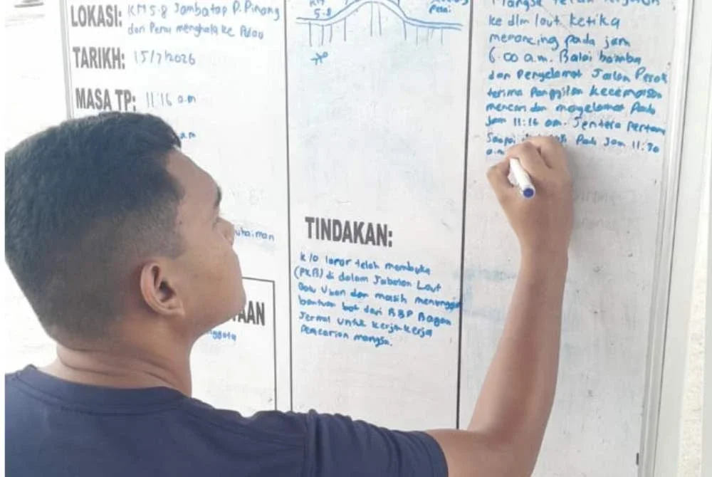 Operasi SAR dilaksanakan untuk mencari mangsa.