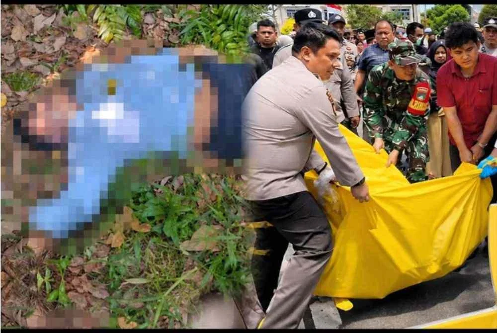 Seorang doktor pelatih kepakaran anestesiologi ditemukan meninggal dunia di kawasan semak berhampiran Hospital Umum Daerah (RSUD) Tengku Rafian, Siak, Riau, pada Selasa.