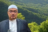 Mohamed Fadzli berkata, Jabatan Perhutanan Kelantan memberi jaminan bahawa setiap hutan simpan yang dibatalkan pewartaannya perlu diganti dengan kawasan lain. Foto hiasan