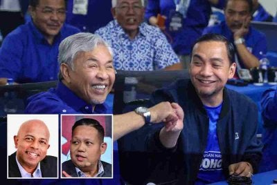 Pengerusi BN, Datuk Seri Dr Ahmad Zahid Hamidi (kiri) bersalaman dengan Pengerusi BN Johor, Datuk Onn Hafiz Ghazi sebagai tanda penghargaan selepas keputusan PRN Johor ke-16 menunjukkan kemenangan berpihak kepada BN. Foto Bernama (Gambar kecil: Sivamurugan (kiri), Mujibu)