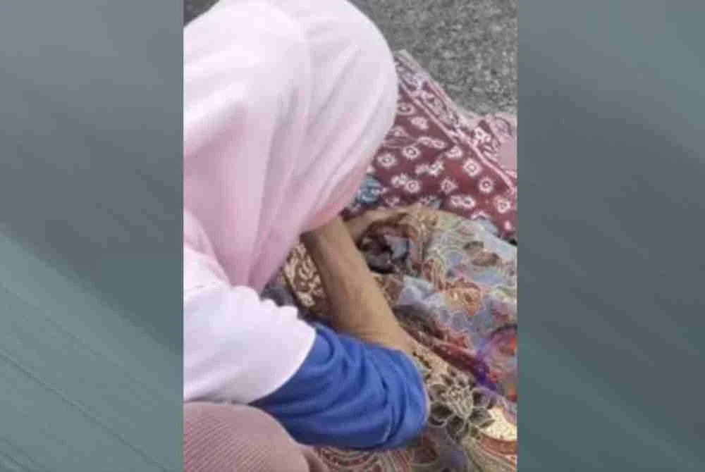 Mangsa, Muhammad Umar Mohd Faaiz meninggal dunia di lokasi akibat kecederaan parah di bahagian kepala.