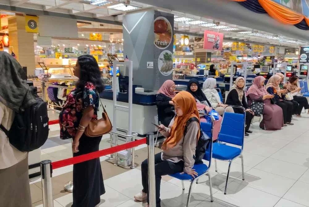 Kesemua 500 baucar berjaya ditebus dalam tempoh setengah hari.