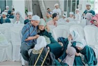Tiga cahaya mata berjaya menamatkan hafazan 30 juzuk al-Quran pada Majlis Konvokesyen Huffaz Maahad Tahfiz An Nabawi Jerantut tahun lalu. Foto: FB Ustaz Ahmad Dusuki Abd Rani