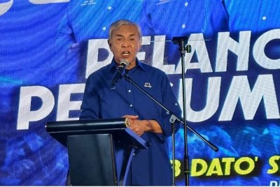 Ahmad Zahid berkata, BN memilih untuk mengembalikan mandat kepada rakyat selepas kepimpinan Menteri Besar daripada PH didakwa gagal menguruskan keadaan di Negeri Sembilan dengan baik.