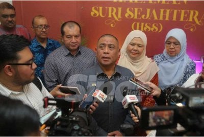 Saarani ketika ditemui media selepas merasmikan Halaman Suri Sejahtera Negeri Perak di Taman Lapangan Terbang pada Khamis.