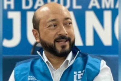  Mukhriz 