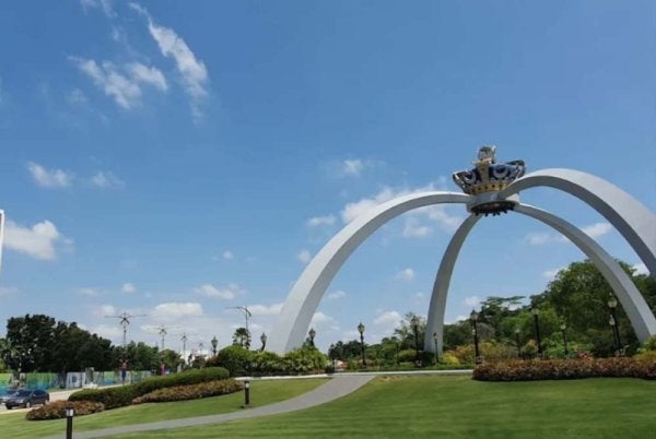 Majlis angkat sumpah barisan Exco Johor yang baharu dijadualkan bermula jam 9.30 pagi pada Jumaat di Istana Bukit Serene.