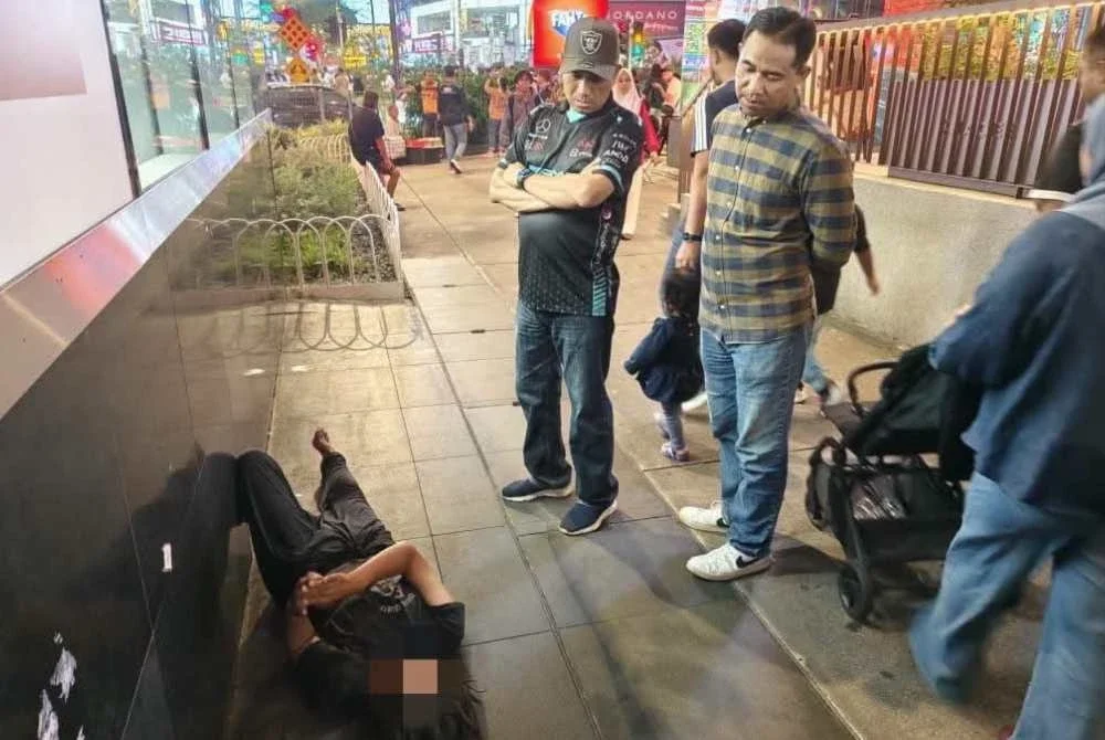 Operasi Bersepadu Banteras Pengemis dilaksanakan di sekitar Kuala Lumpur pada Khamis. Foto: DBKL