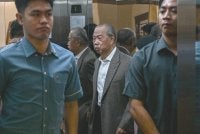 Muhyiddin hadir di Mahkamah Tinggi pada Jumaat bagi perbicaraan tujuh pertuduhan menyalahgunakan kedudukan dan pengubahan wang haram. Foto Bernama