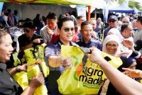 Mohammed Taufiq ketika merasmikan Program Madani Kita di Sungai Petani, pada Jumaat.