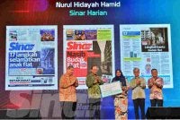 Laporan khas 'Nasib budak flat' disediakan oleh wartawan Sinar Harian, Nurul Hidayah Hamid dinobatkan sebagai pemenang Hadiah Kajai pada Jumaat. Foto: Asril Aswandi Abd Shukor