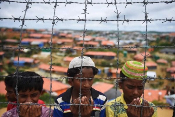Pelarian Rohingya berada di Kem Pelarian Kutupalong, Cox's Bazar. Bangladesh dijangka memuktamadkan strategi nasional dalam tempoh 90 hari bagi menyelaras usaha penghantaran pulang pelarian Rohingya secara selamat, teratur dan mampan. Foto fail AFP