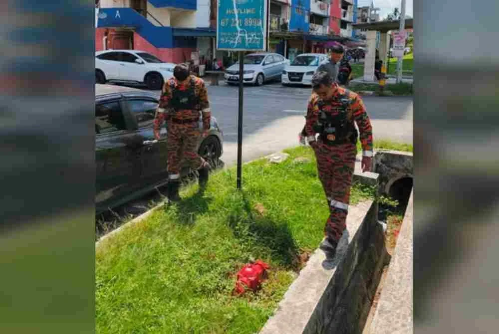 Keadaan pili bomba yang hampir tertimbus sepenuhnya akibat faktor pembinaan. Foto: JBPM