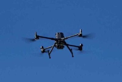 Suspek lelaki mengaku menerbangkan dron bagi meninjau lokasi pendaratan sebelum menyeludup masuk tembakau kepada seorang banduan di Penjara Sungai Udang. Foto hiasan 