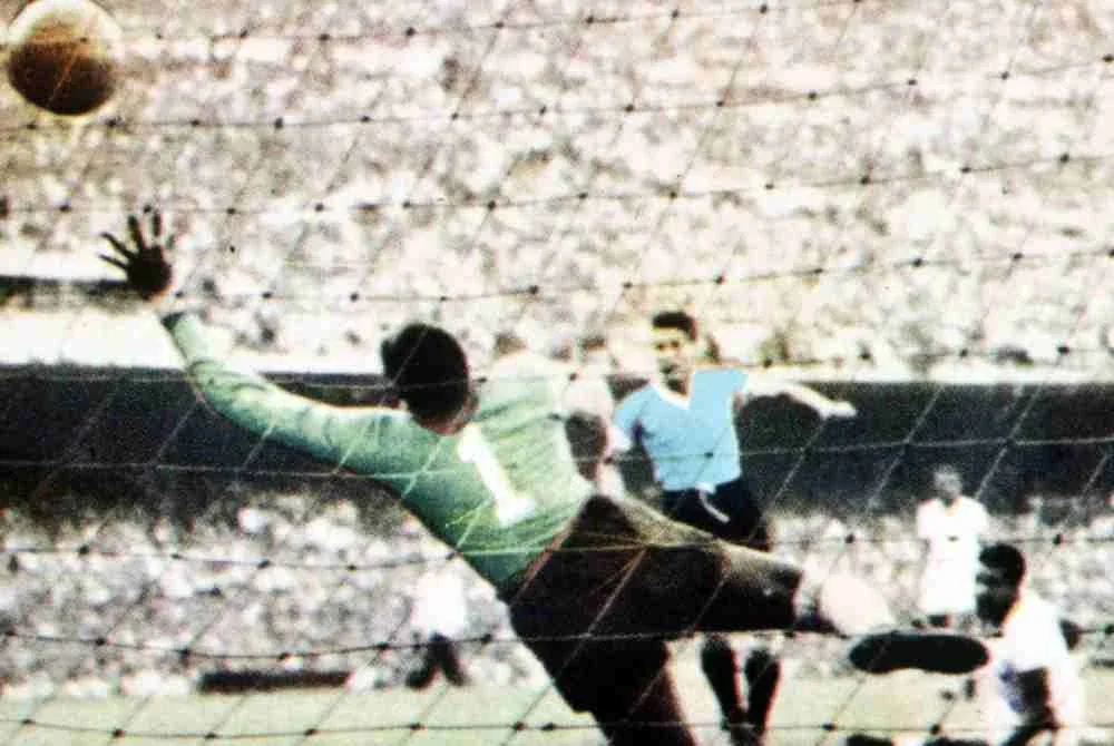 Uruguay 2–1 Brazil (Kumpulan Akhir 1950)