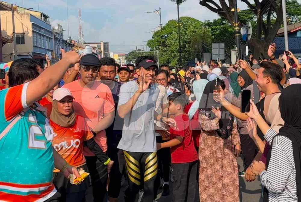 Syed Saddiq disambut sorakan