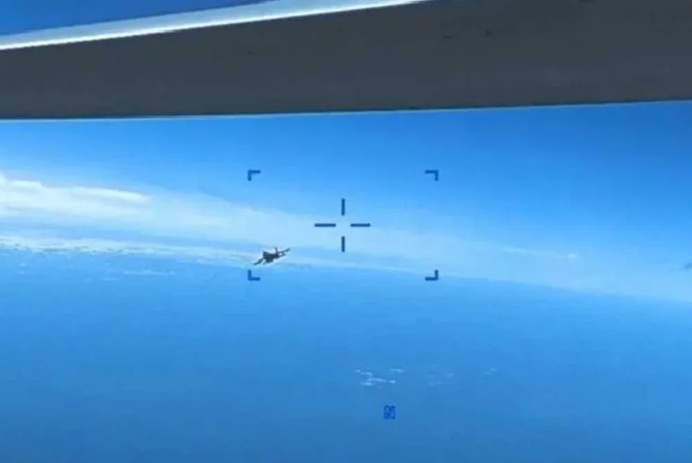 IRGC Iran menembak jatuh sebuah dron MQ-9 milik Amerika Syarikat di ruang udara bandar Ahvaz. Foto Anadolu Ajansi
