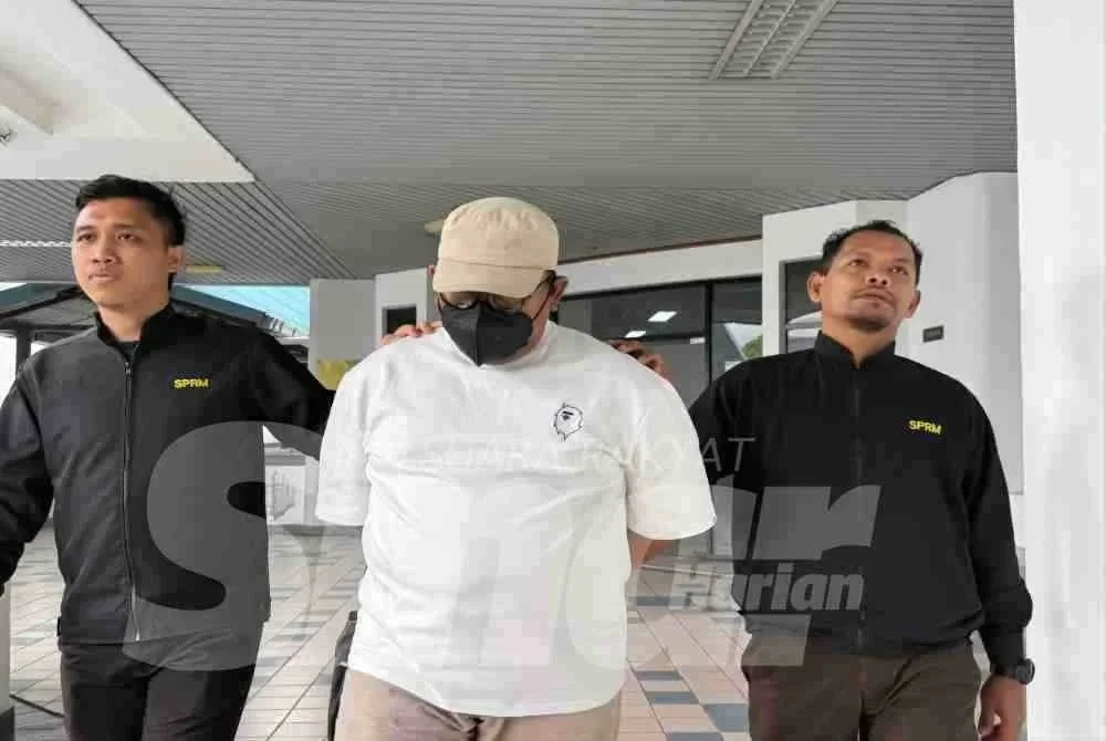 Tertuduh mengaku tidak bersalah terhadap semua pertuduhan dibacakan ke atasnya. Foto: Sinar.