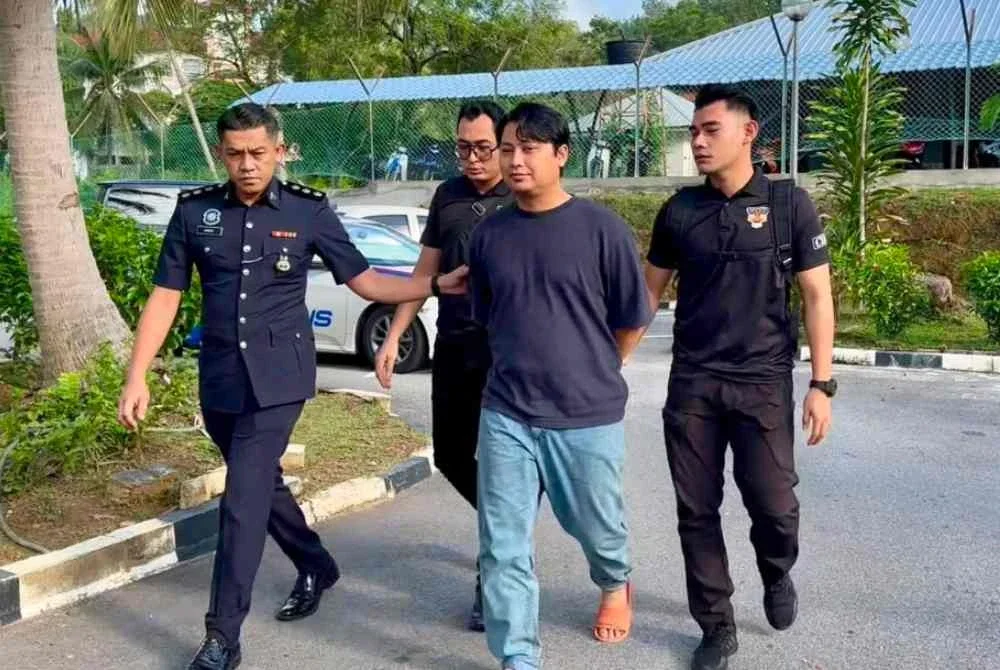Tamim Dahri didakwa merosakkan objek suci agama Hindu di tapak lama sebuah kuil di Langkawi, Mac lalu.