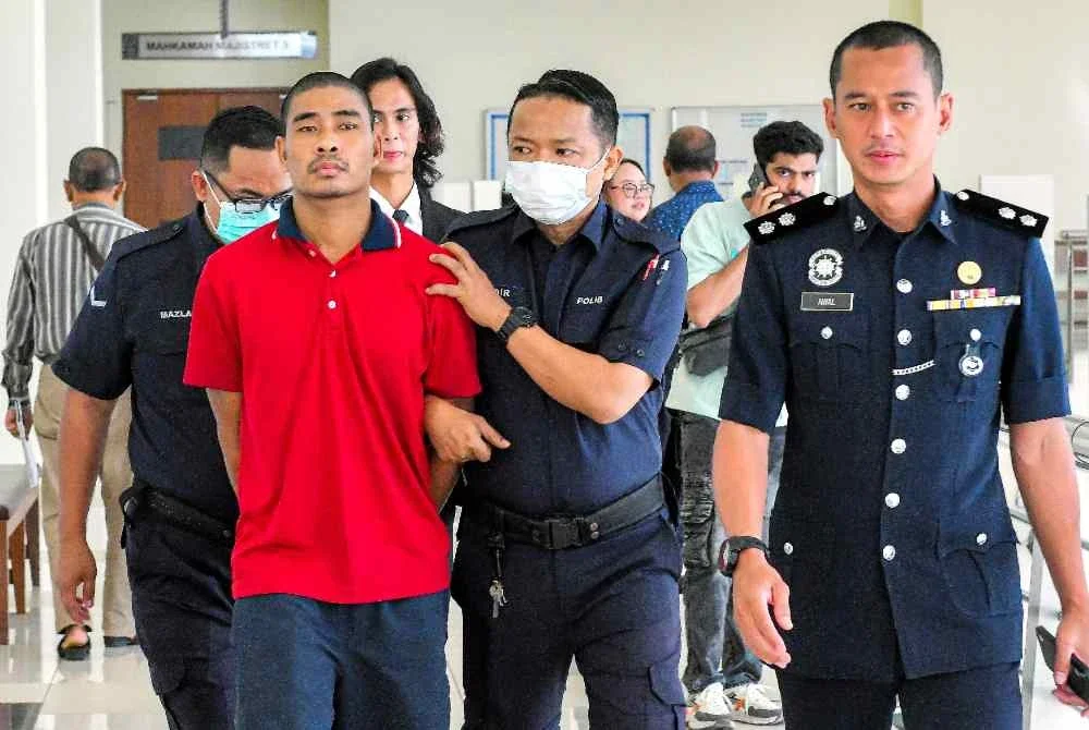 Maung Maung dihadapkan ke Mahkamah Majistret hari ini atas pertuduhan membunuh rakan senegaranya di Kampung Tengah Telok Gong, Pelabuhan Klang, awal bulan ini. Foto Bernama