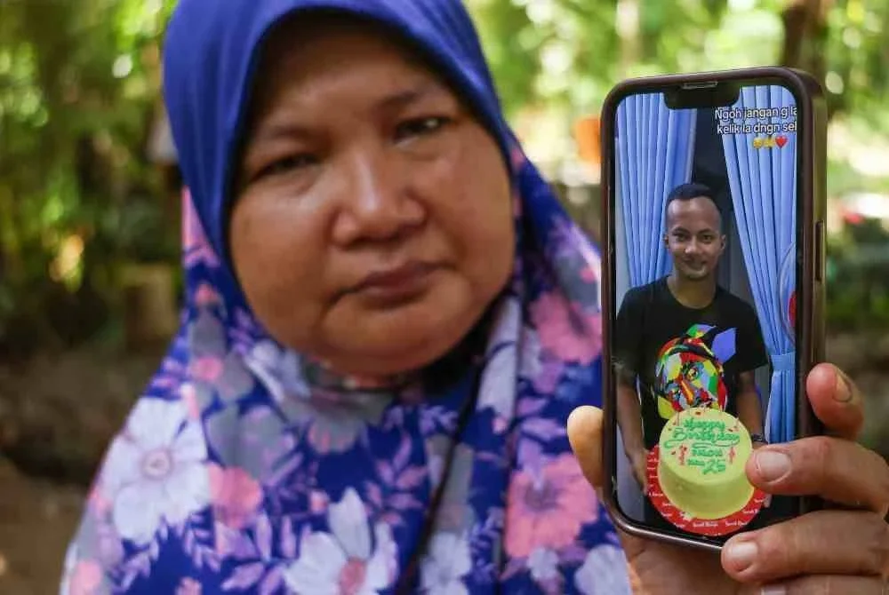 Rozita berkata anak kedua daripada lima beradik itu sempat menghantar khidmat pesanan ringkas. Foto Bernama.