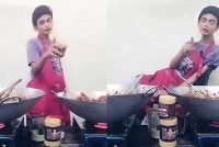 Mohd Narafi memasarkan sambal dihasilkan menerusi aplikasi media sosial.