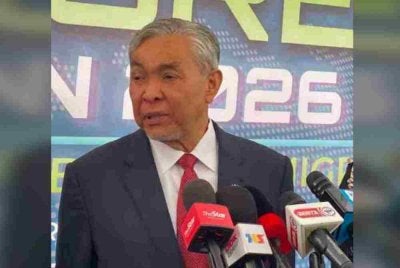 Ahmad Zahid pada sidang akhbar selepas merasmikan Sambutan Hari imigresen ke 104, pada Selasa.