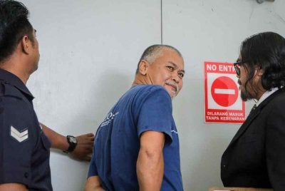 Suhaimi mengaku tidak bersalah di Mahkamah Majistret atas lima pertuduhan memiliki senapang, senapang angin serta senapang angin tiruan dan peluru secara haram pada awal bulan ini. Foto Bernama 