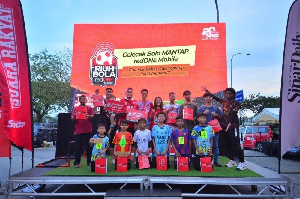 Pemenang Gelecek Bola MANTAP redONE Mobile.