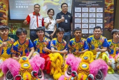 Spencer ( kanan) ketika Majlis Cabutan Undi Peringkat Separuh Akhir di Wisma Genting, Kuala Lumpur.