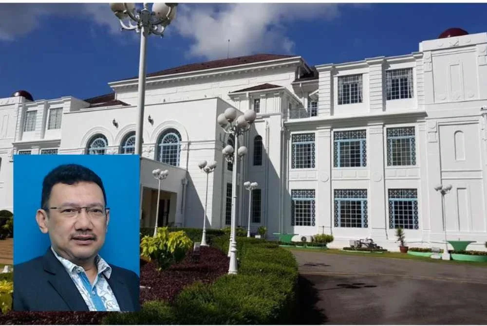 Ketika ini terdapat empat inisiatif dilaksanakan Kerajaan Negeri Sembilan ke arah memperkukuh institusi raja dan warisan adat yang menjadi identiti negeri. Gambar kecil: Wan Ahmad Fauzi
