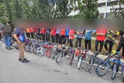 JSPT Kuala Lumpur melaksanakan operasi basikal lajak di sekitar ibu negara pada Khamis. Foto: JSPT KL