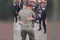 Mohd Shuhaily memeluk erat Ayob Khan selepas selesai paluan berundur Timbalan Ketua Polis Negara di Pulapol Kuala Lumpur pada Ahad.