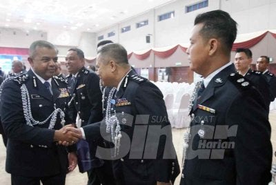 Ayob Khan ketika majlis serah terima tugas di Pusat Latihan Polis (Pulapol) Kuala Lumpur.