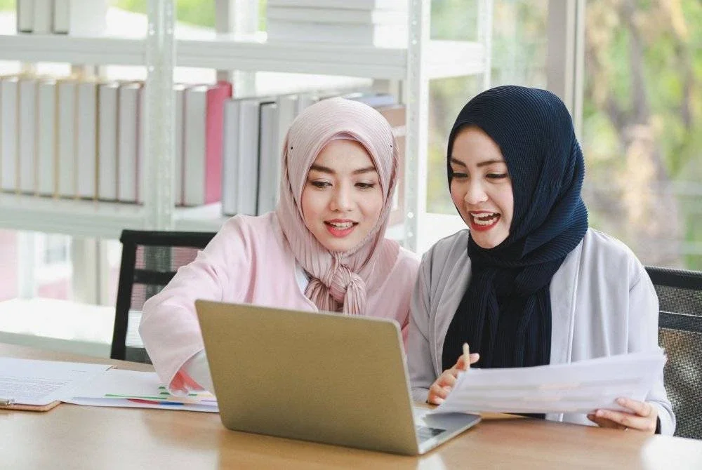 NILAILAH terlebih dahulu struktur pelaburan yang ditawarkan di pasaran dan merujuk kepada mereka yang lebih pakar mengenai hukumnya. Foto Canva