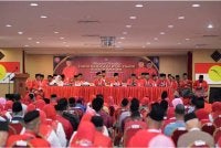 Mesyuarat Perwakilan UMNO Bahagian Ipoh Timur yang berlangsung pada Ahad sebulat suara meluluskan usul agar diberi peluang bertanding di kerusi DUN Tebing Tinggi pada PRU16.