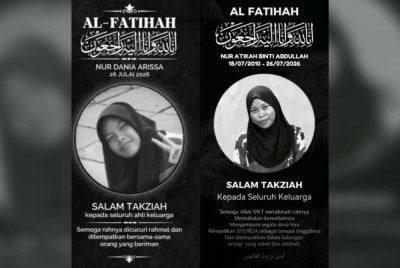 Dua remaja perempuan yang maut dalam kemalangan di Jalan Padang Tembak di sini pada Ahad.