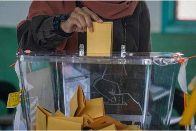 Seramai 22,339 anggota keselamatan dan pasangan akan menunaikan tanggungjawab sebagai pengundi awal pada PRN Negeri Sembilan ke-16 esok. - Gambar hiasan