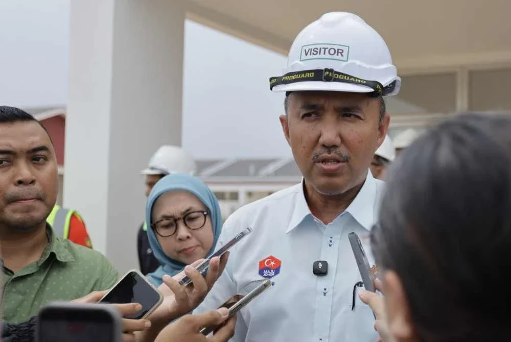 Mohd Jafni bercakap kepada pemberita di tapak Projek Perumahan Iskandar Puteri Bangsa Johor di Iskandar Puteri, pada Selasa.