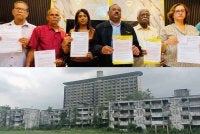 (Gambar atas)Hari Krishnan (empat dari kiri) bersama sebahagian ahli Pertubuhan Peniaga-Peniaga India Negeri Perak. Projek perumahan awam Flat Sungai Pari yang dibina pada 1963 itu telah dikosongkan secara berperingkat sejak 2012.